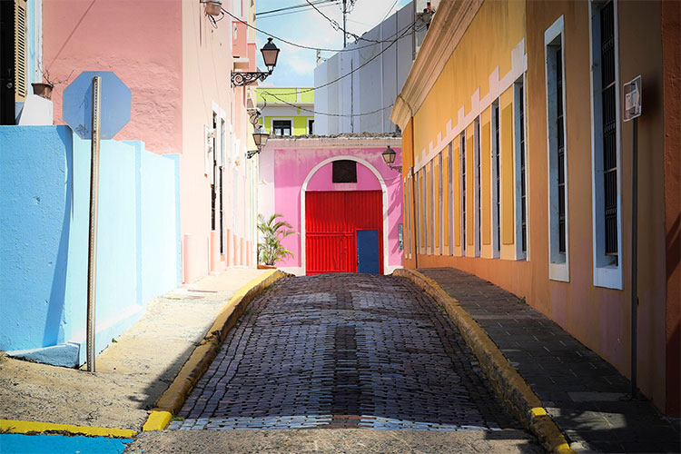 Puerto Rico is popular with travellers for its colourful buildings &copy; Saribeth R&iacute;os/500px