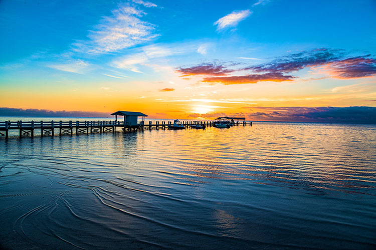 Sunrise in the Florida Keys &copy; Kruck20 / Getty Images