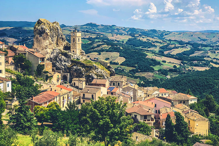 An Italian village is hoping to attract visitors this summer with free accommodation &copy;Getty Images/EyEm