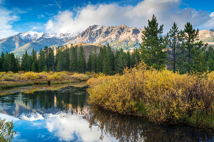 Beaver pond in the fall in Sun Valley, Idaho &copy; Doug Steakley / Getty Images