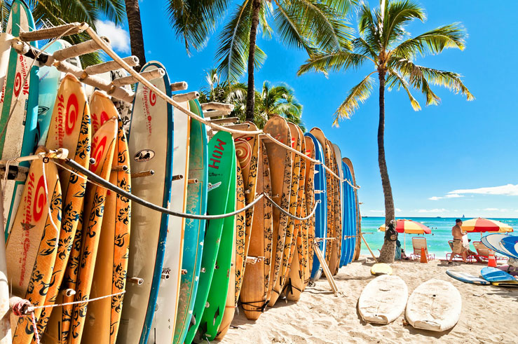 Hawaii is relaxing its travel rules for visitors in August &copy;Shutterstock