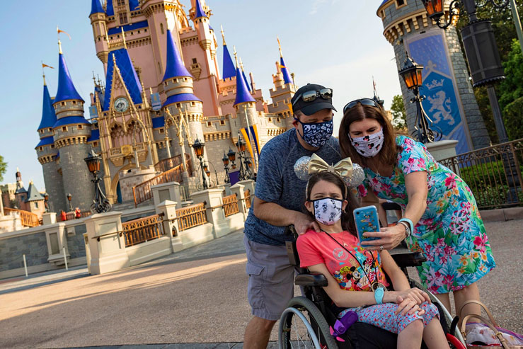 Walking while eating at Disney World is not permitted &copy; Matt Stroshane/Walt Disney World Resort via Getty Images