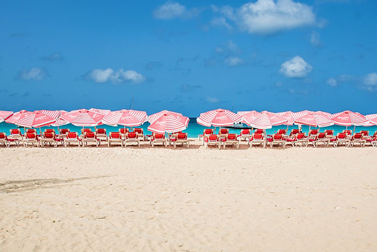 Virgin Atlantic has announced it will provide free COVID-19 insurance to all passengers &copy;Virgin Holidays