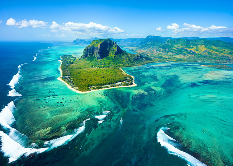 Mauritius is reopening to travelers &copy; Myroslava Bozhko / Shutterstock
