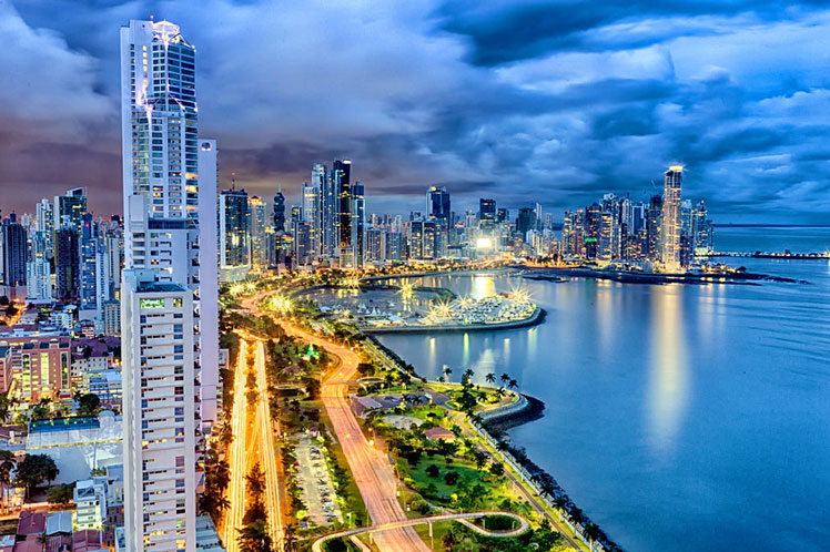 Panama will welcome tourists back from October 12 &copy;Shutterstock