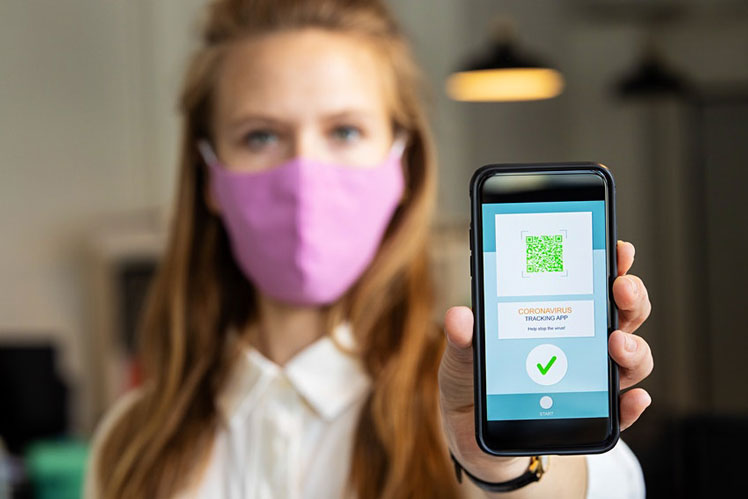 Travelers to carry their Covid-19 test result in a standardised format &copy; Luis Alvarez via Getty Images