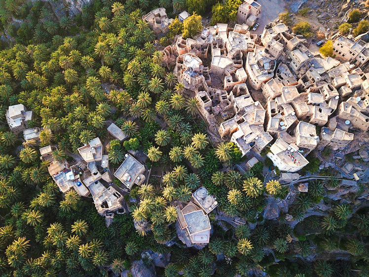 Aerial of an old traditional Omani mud village &copy; Kertu / Shutterstock
