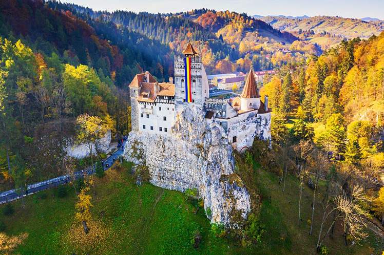 Vaccinated travelers won&rsquo;t have to quarantine in Romania &copy; emperorcosar/Shutterstock