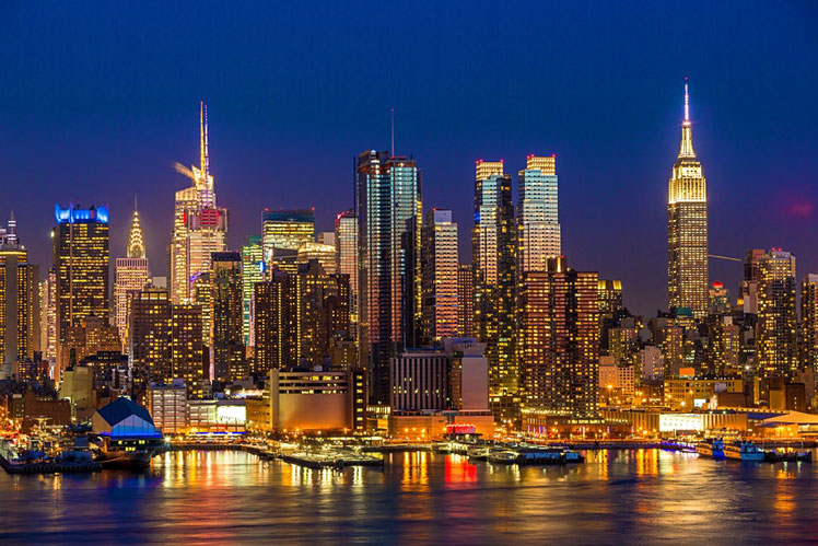 After a tough year, New York City is looking to open its doors to visitors again &copy; blvdone/Shutterstockt