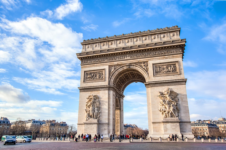 The US State Department has updated its travel advisories, warning against travel to destinations such as France and Iceland &copy; Shutterstock