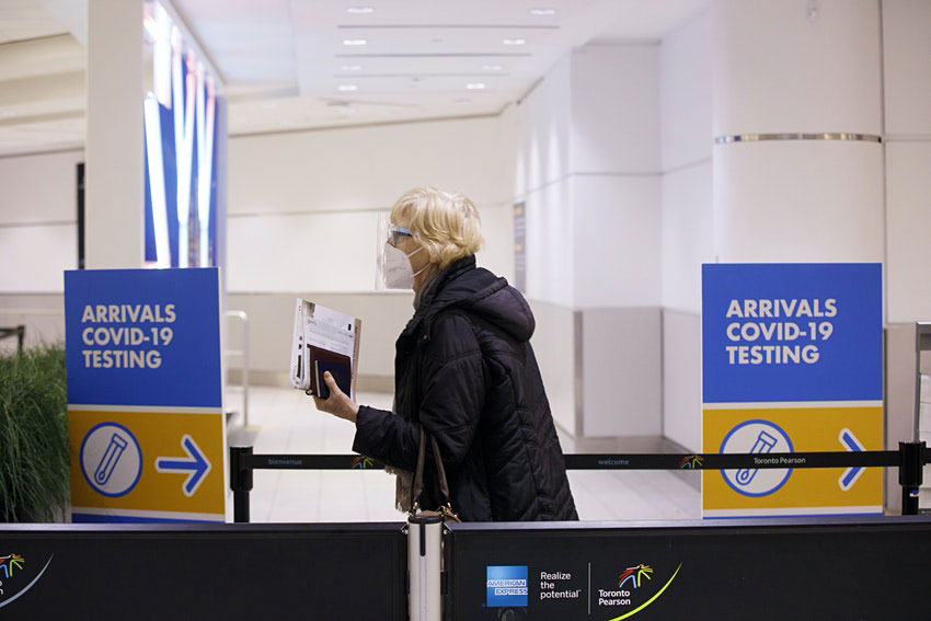 It's about to get a lot easier to start traveling in and out of Canada on February 28 &copy; Bloomberg via Getty Images