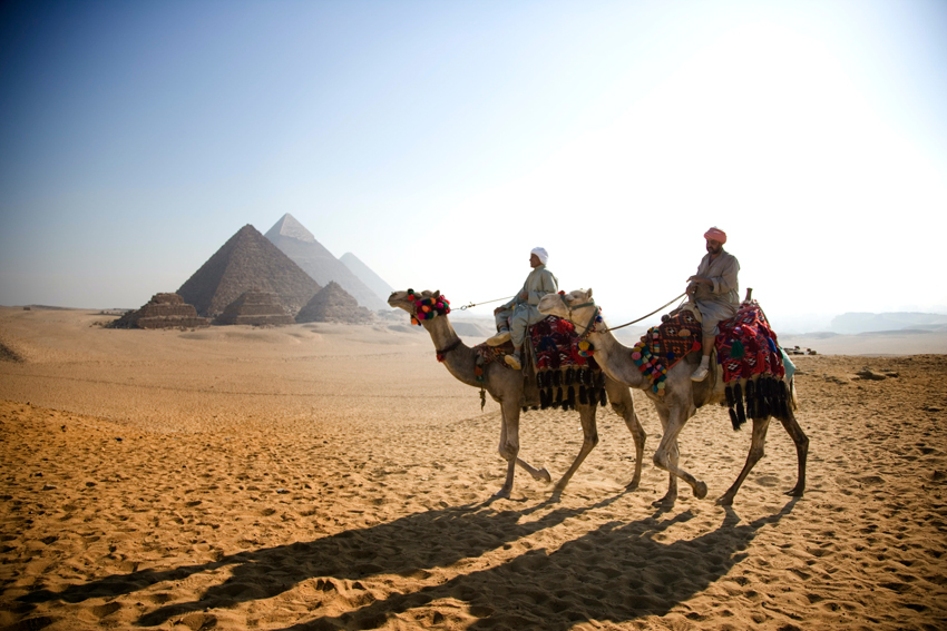 Pick up a Cairo Pass to save money on your visit to the Pyramids of Giza and other sights around the capital &copy; David Sacks / Getty Images