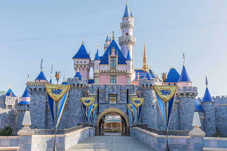 Disneyland Resort / Christian Thompson