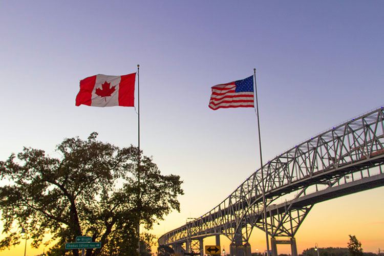 Travel restrictions between the US, Canada and Mexico have been extended &copy; ehrlif/Getty Images